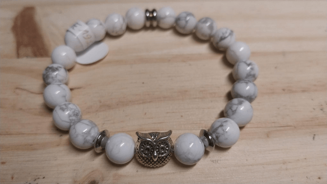 Bracelet hibou en pierre d' Howlite