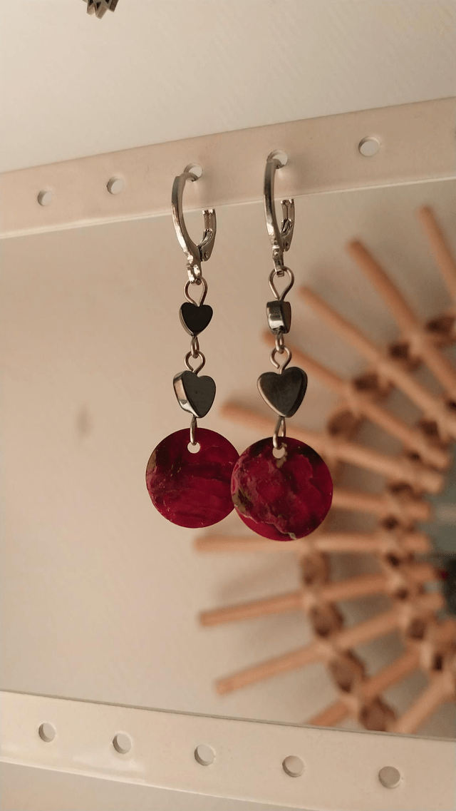 Boucles d'oreilles en hématite et nacre