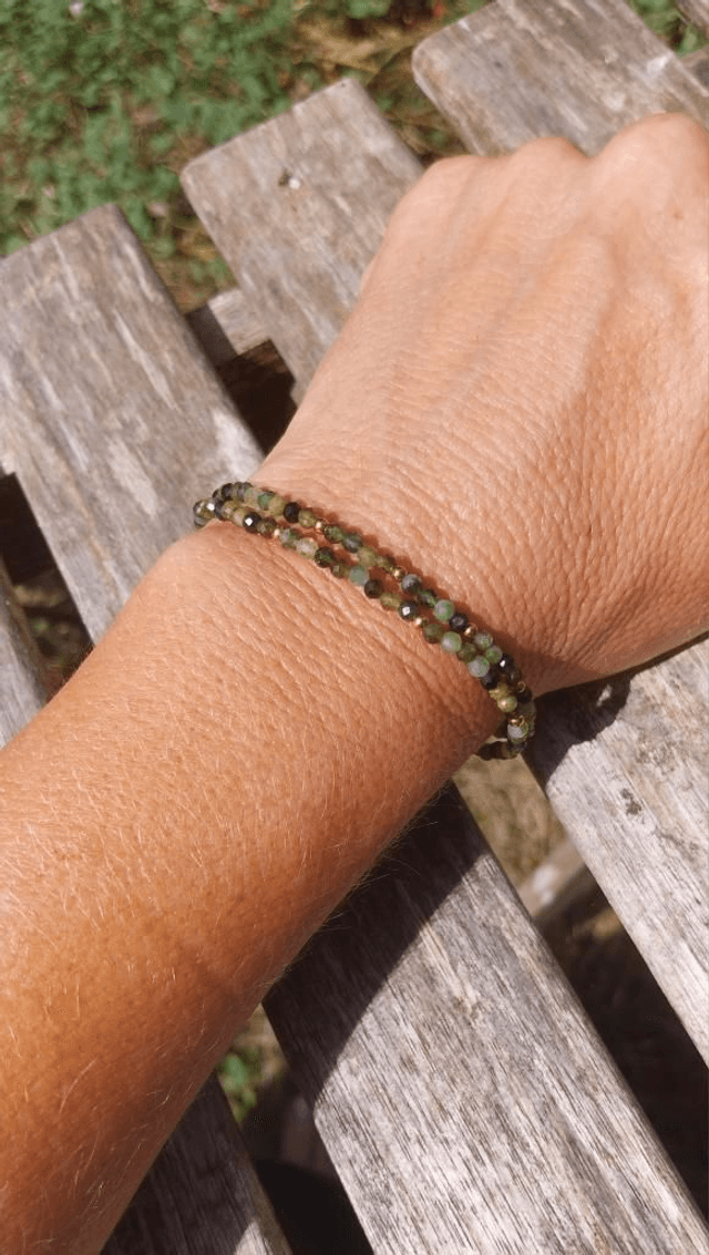 Bracelet double en pierres de Tourmaline verte facettée 